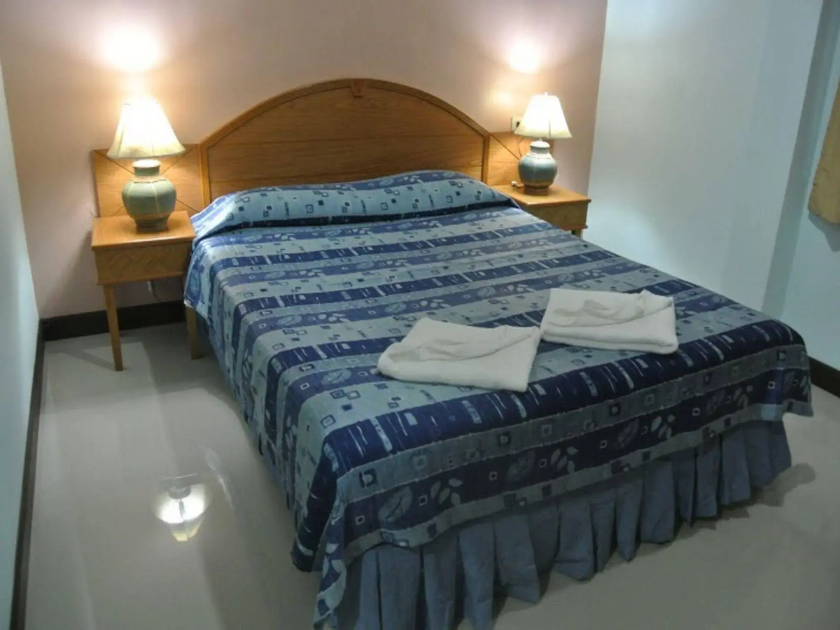 Silla Patong Hostel
