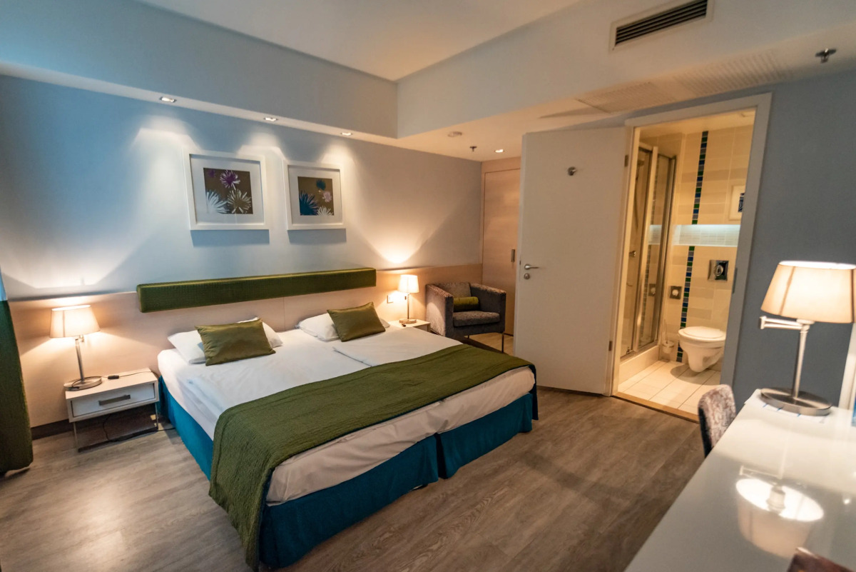 Atrium Fashion Hotel