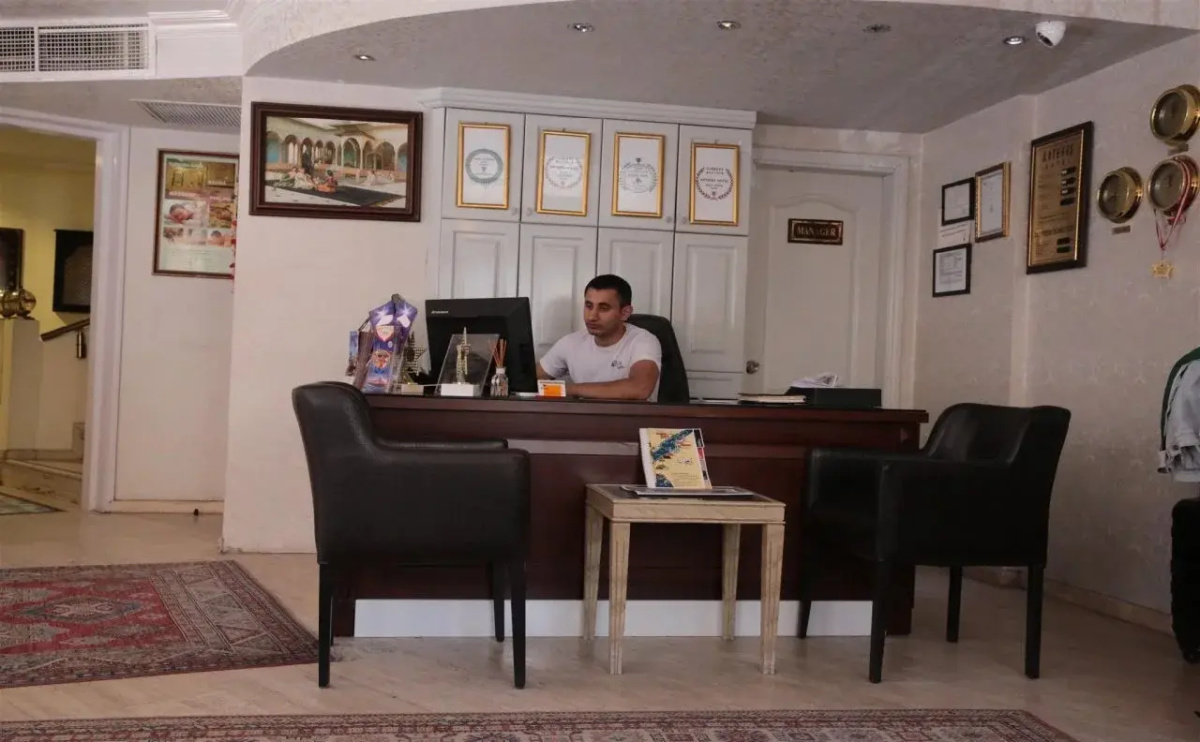 Artefes Hotel Old City