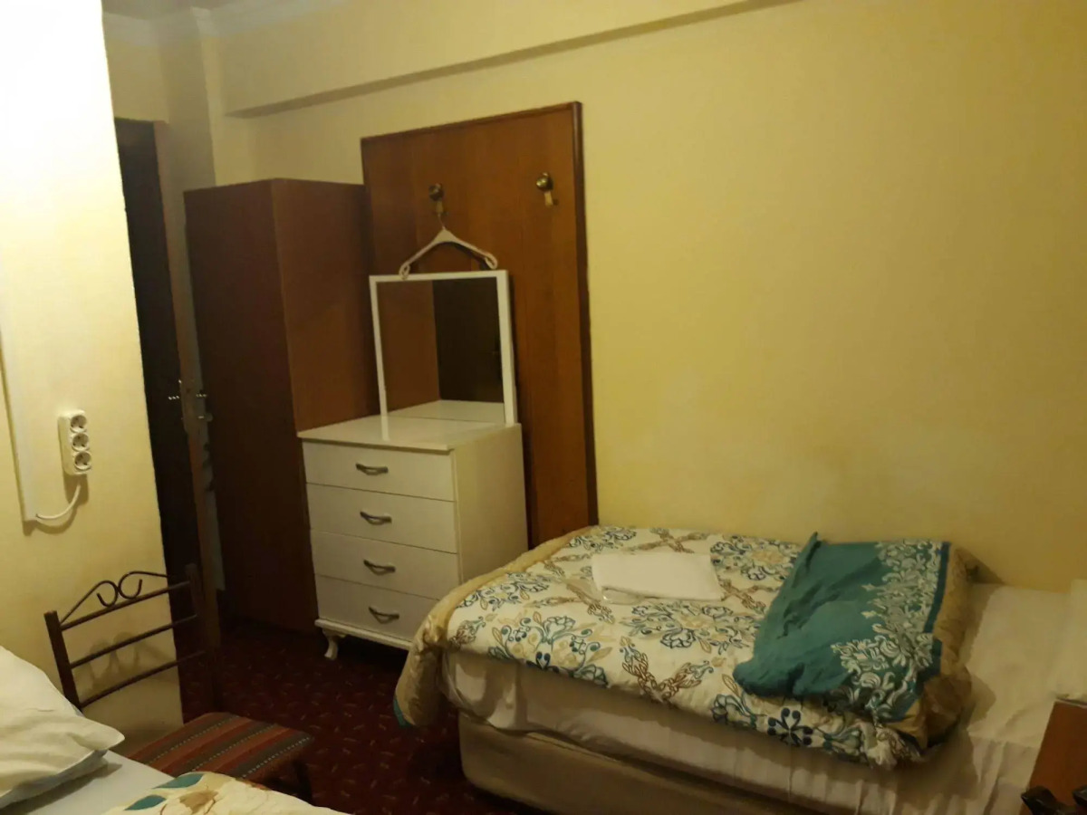 Istanbul Paris Hotel & Hostel