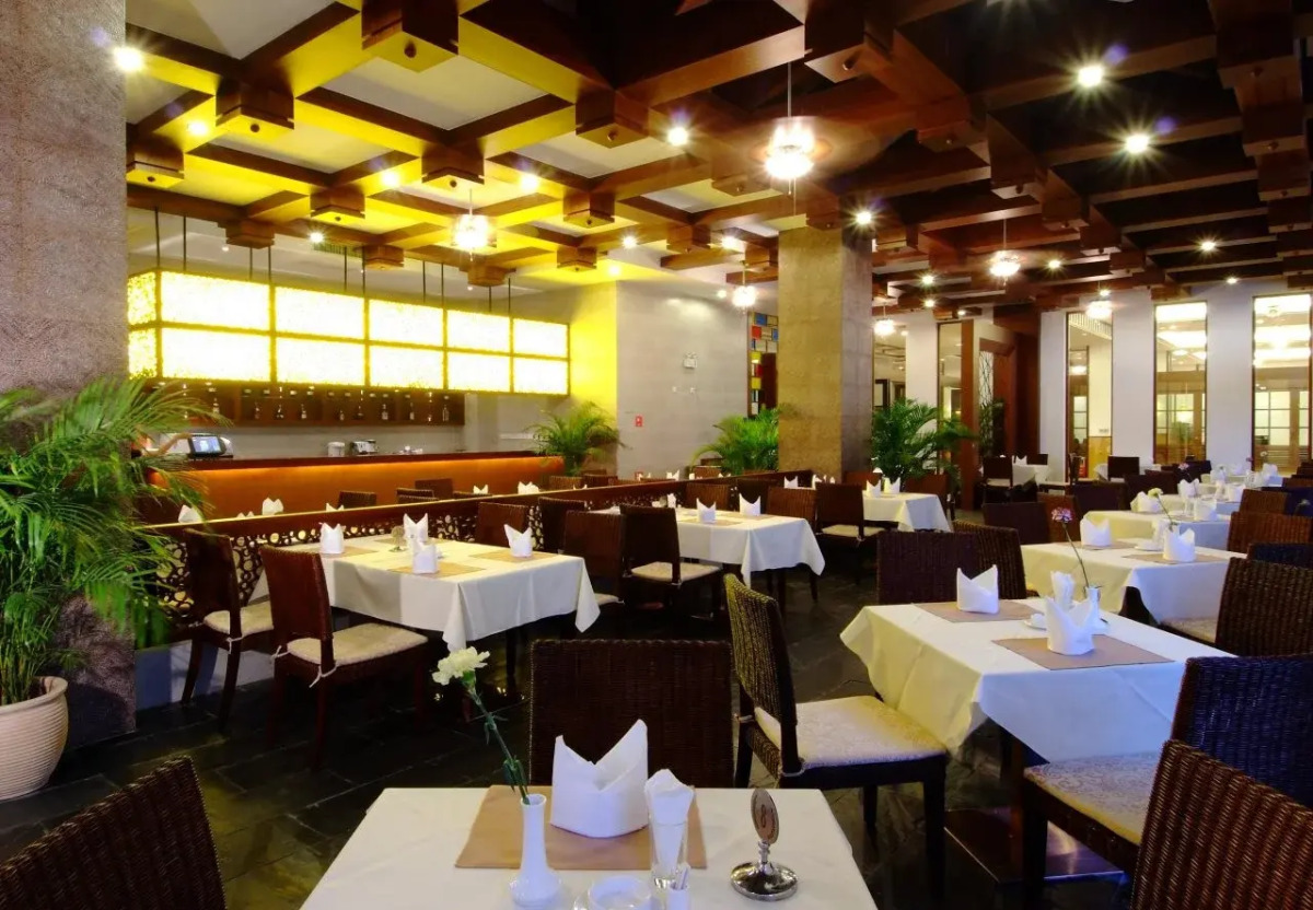 Отель Sanya Baohong