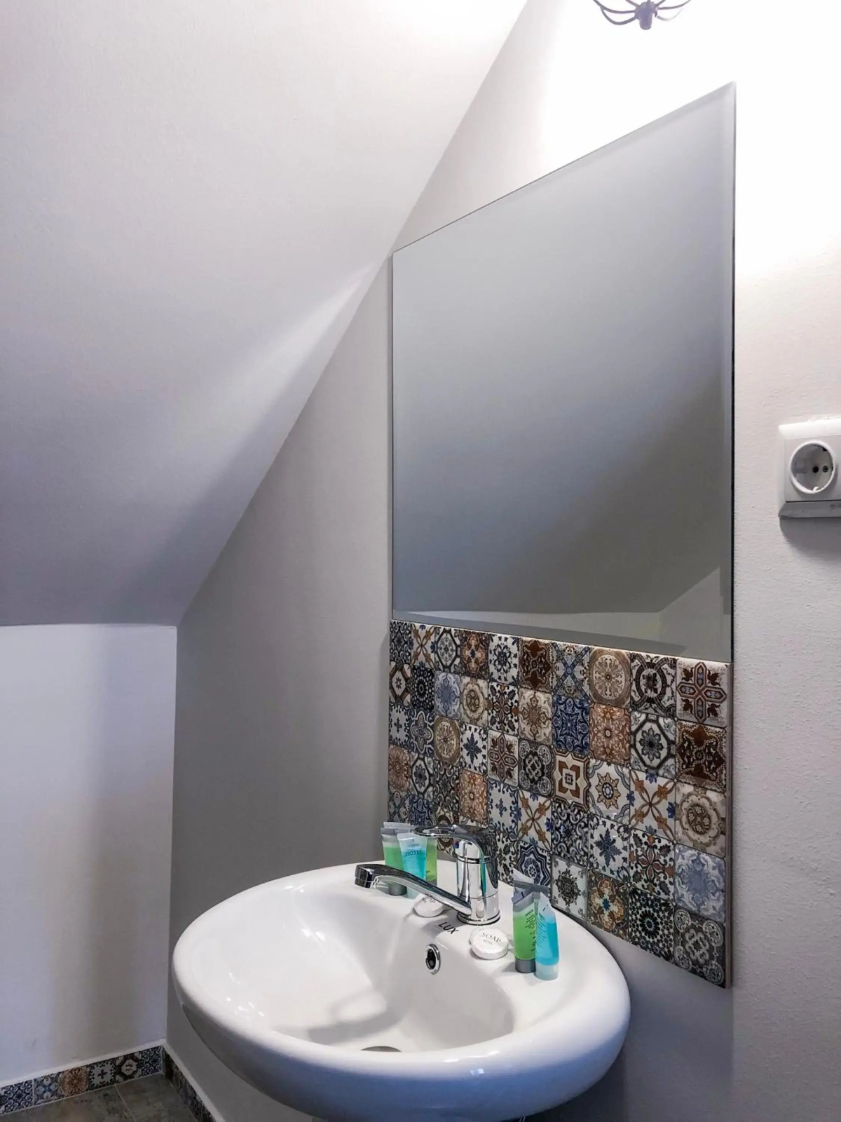 Отель Check Point