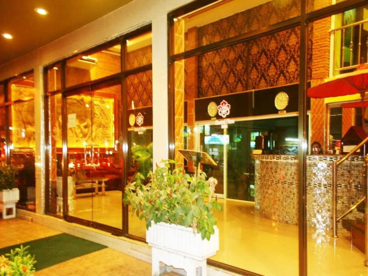 Central Place Hotel