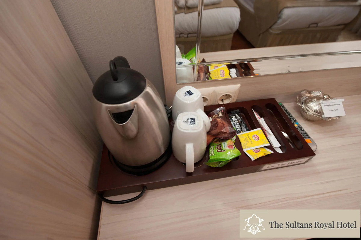 Отель Sultans Royal