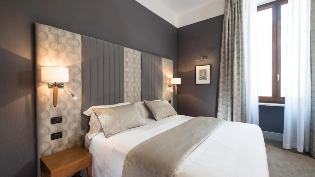 Phoenix Hotel