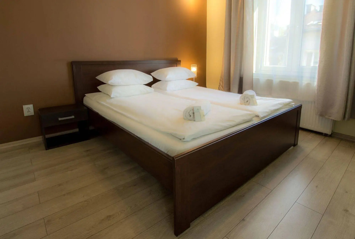 Platinum Aparthotel
