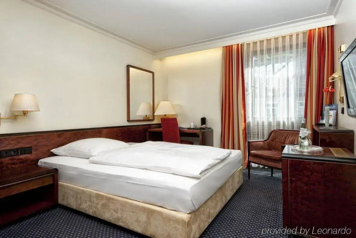 Badischer Hof Baden-Baden - Leonardo Limited Edition