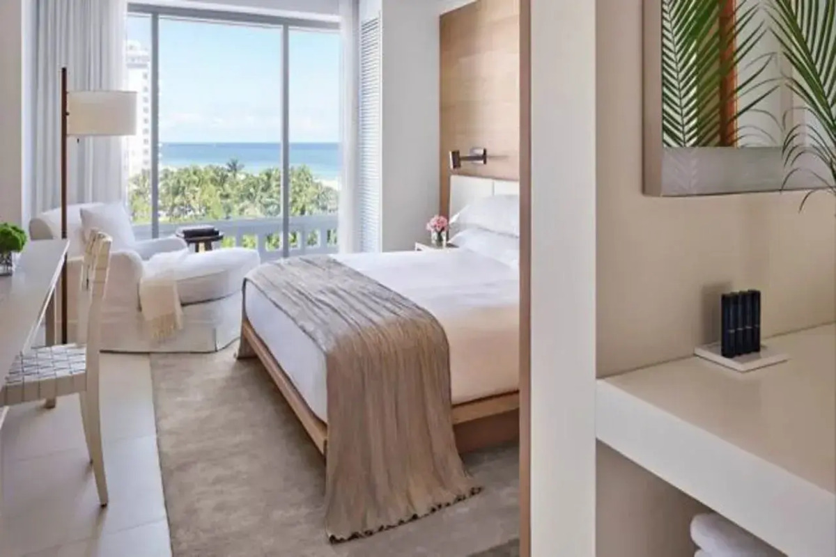 The Miami Beach EDITION