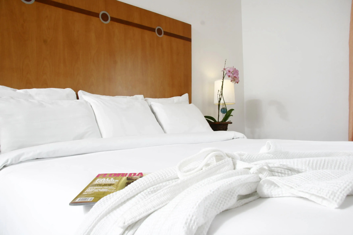 Majestic Hotel South Beach