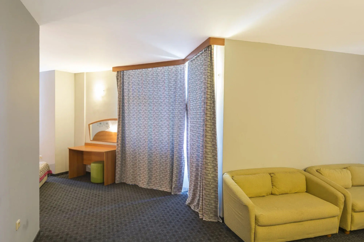 MPM Kalina Garden Hotel