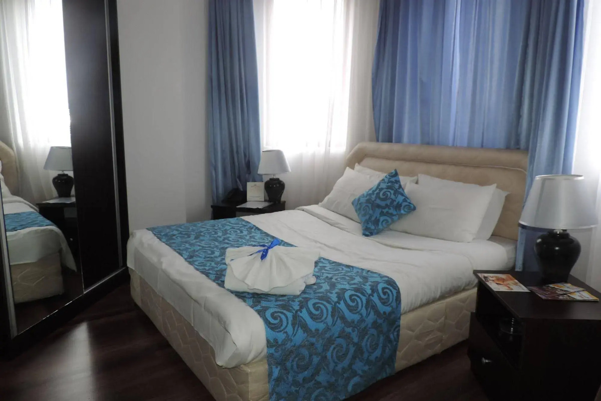 Отель Mirobelle