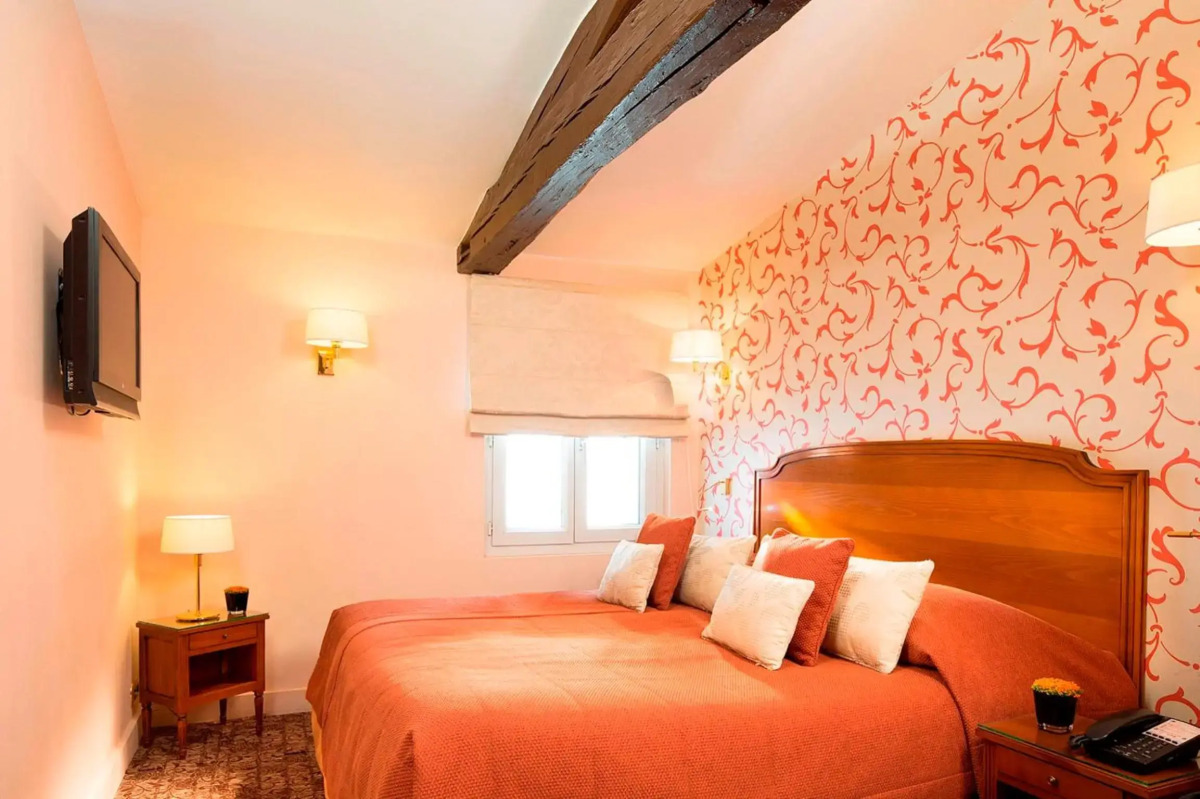 Hotel Queen Mary Paris