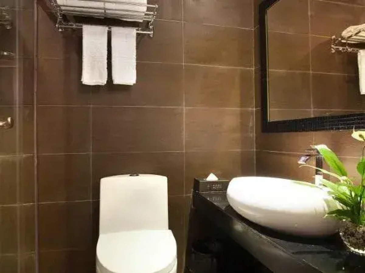 Yayuan Caitian Hotel