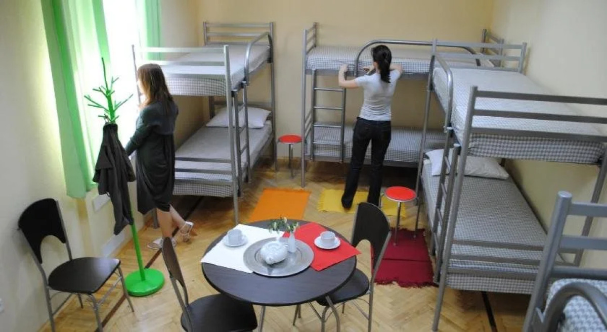 Домино Хостел