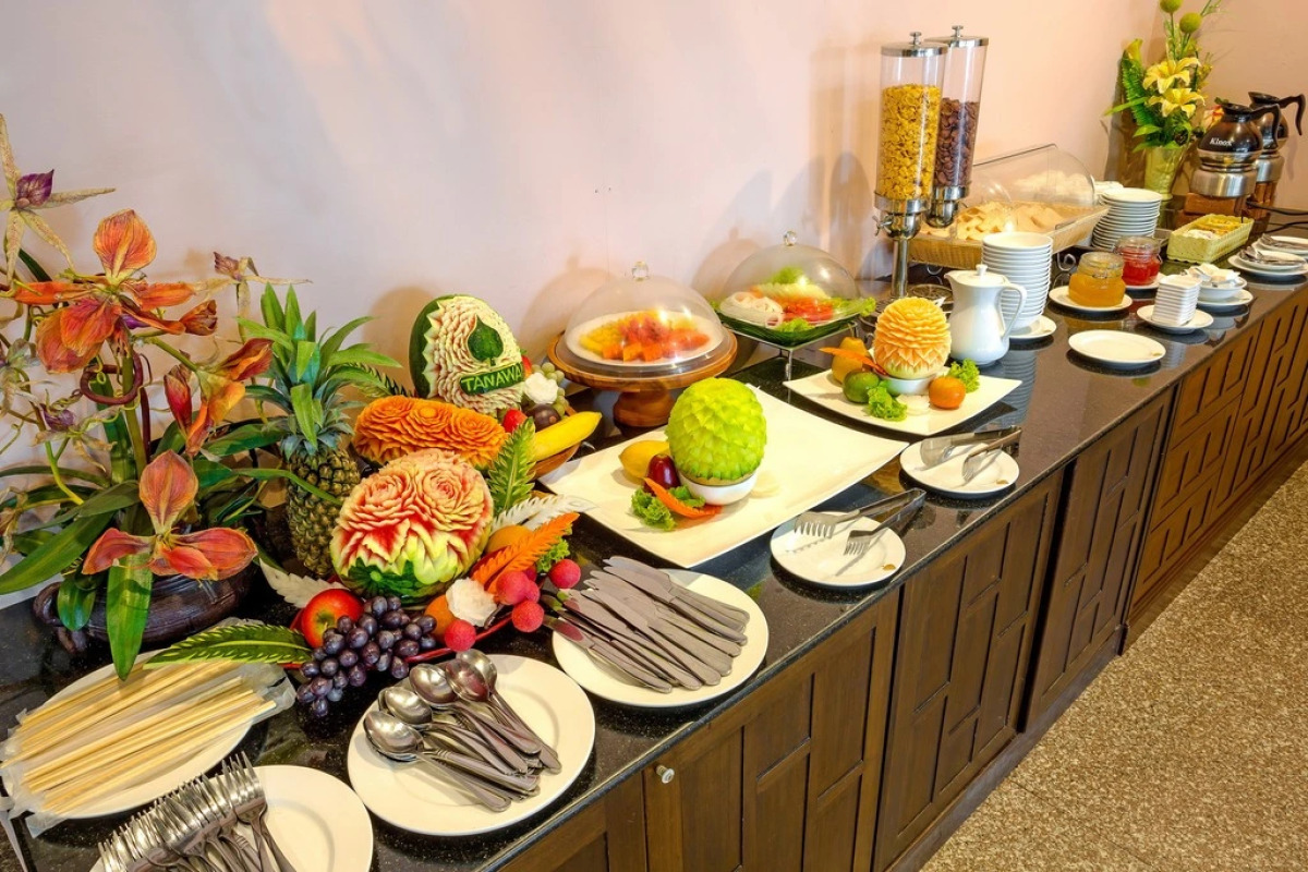 Tanawan Phuket Hotel