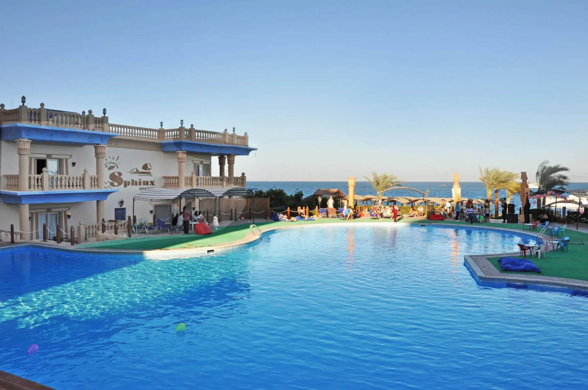 Sphinx Aqua Park Beach Resort