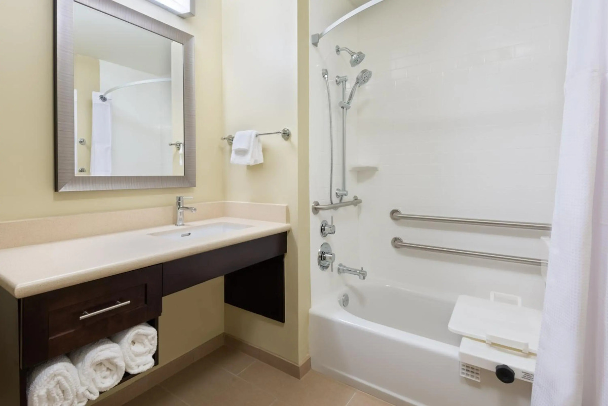 Staybridge Suites Miami International Airport by IHG