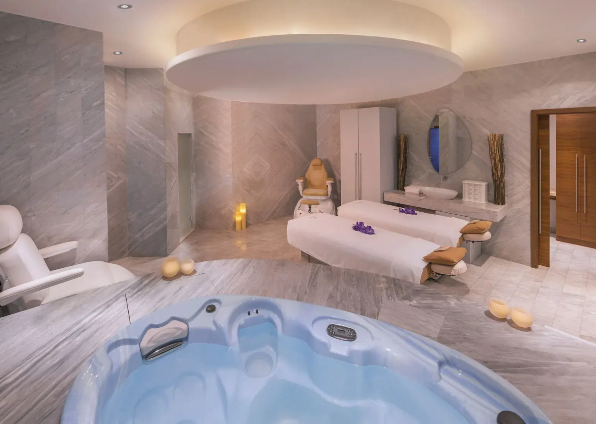 The Retreat Palm Dubai MGallery by Sofitel