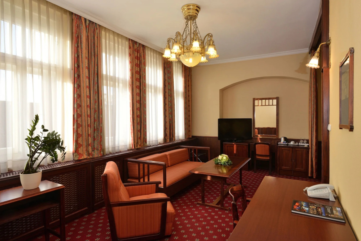 Palatinus Grand Hotel