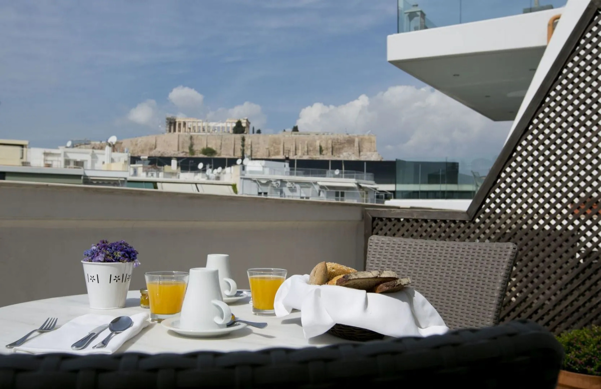 Hera Hotel
