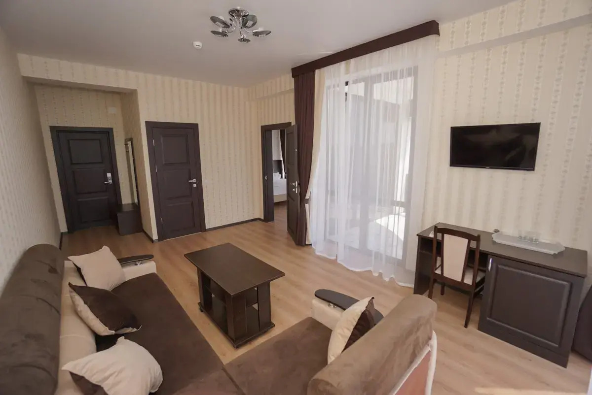 Paradise Beach (Парадайз Бич)