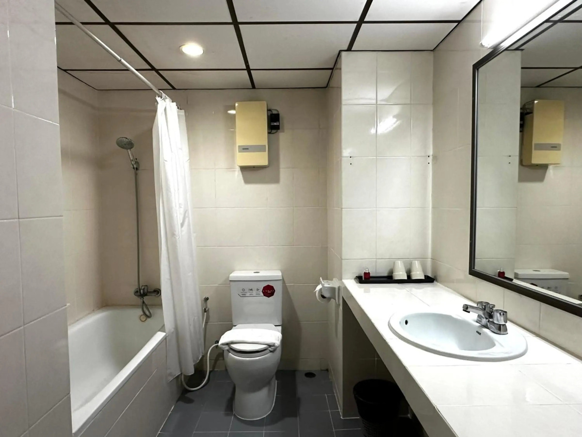 Garden Paradise Hotel & Serviced Apartment