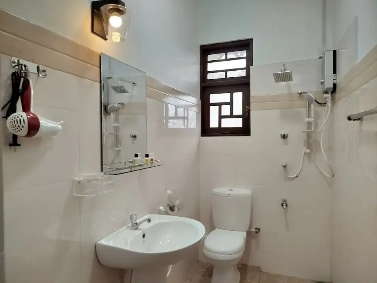 Cosy White Palace