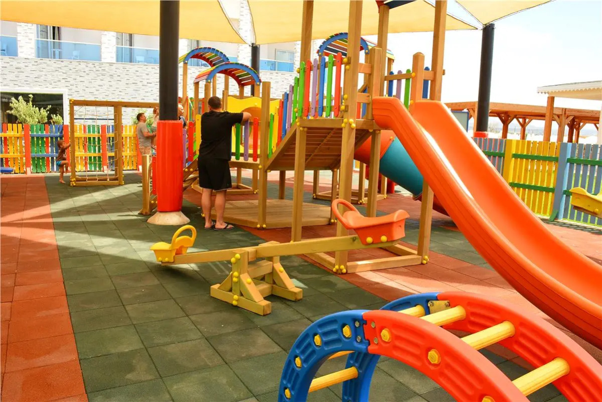 Water Side Resort & Spa