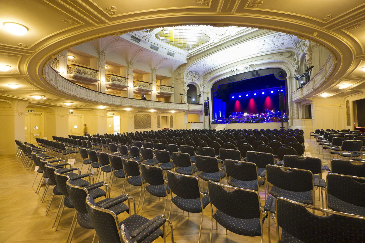 Grandhotel AMBASSADOR National House