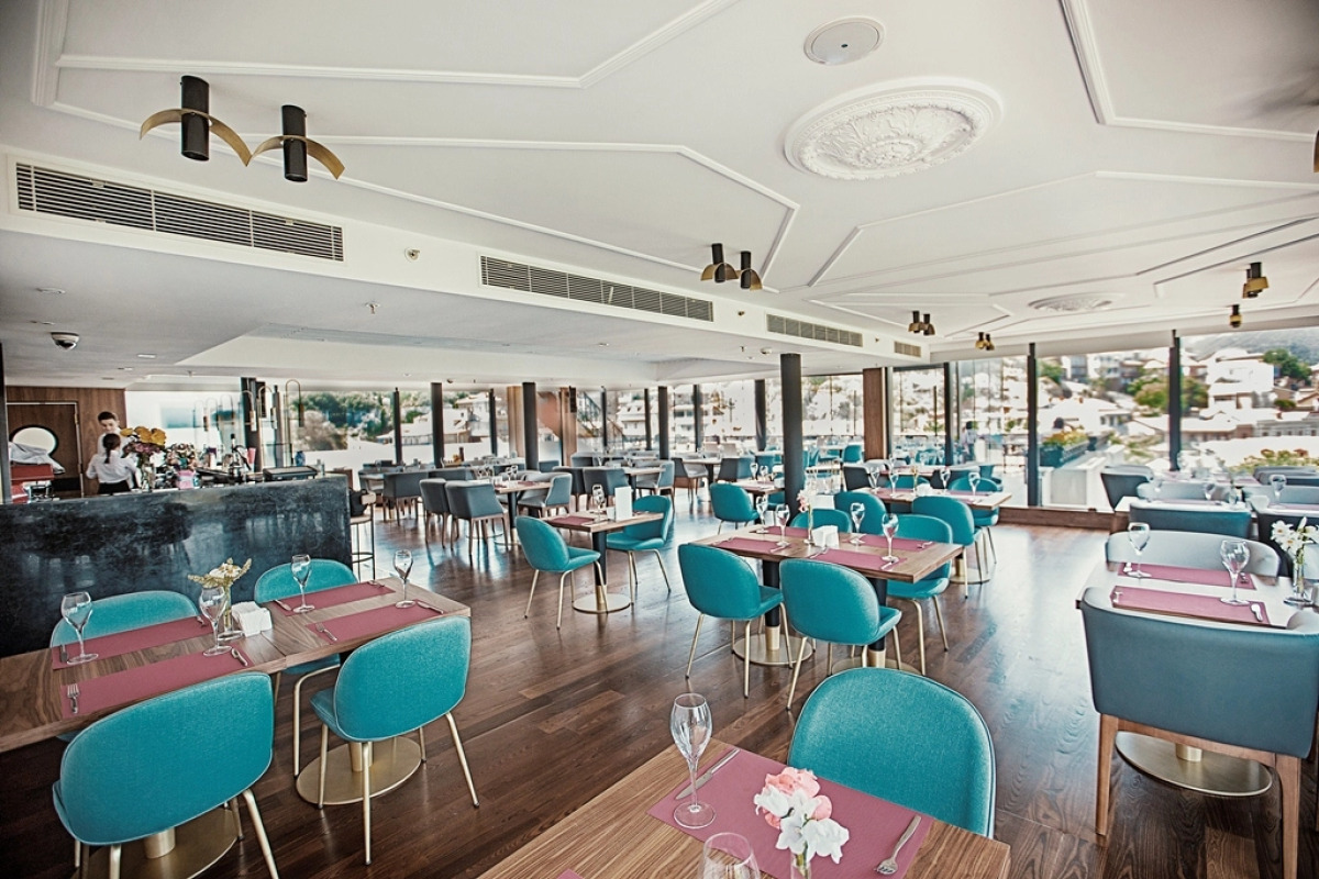 Отель Tiflis Palace