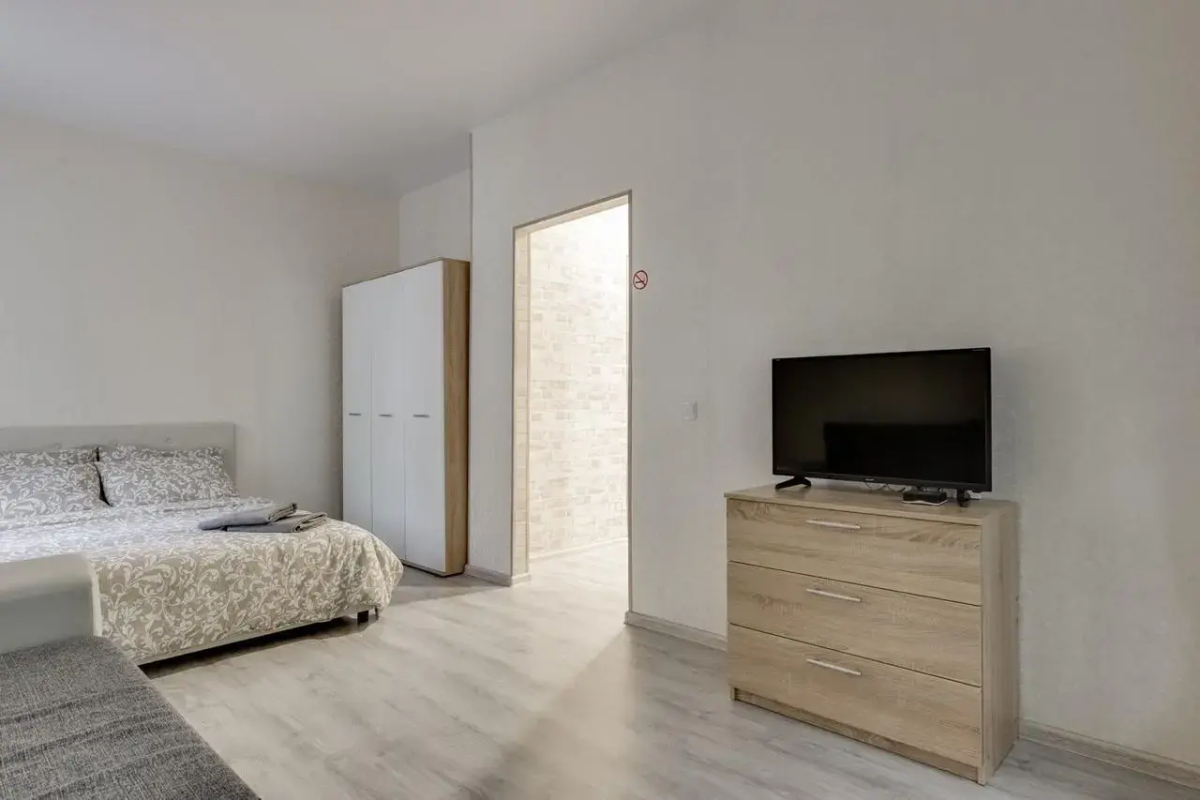 Апартаменты 60 лет Октября 16к4