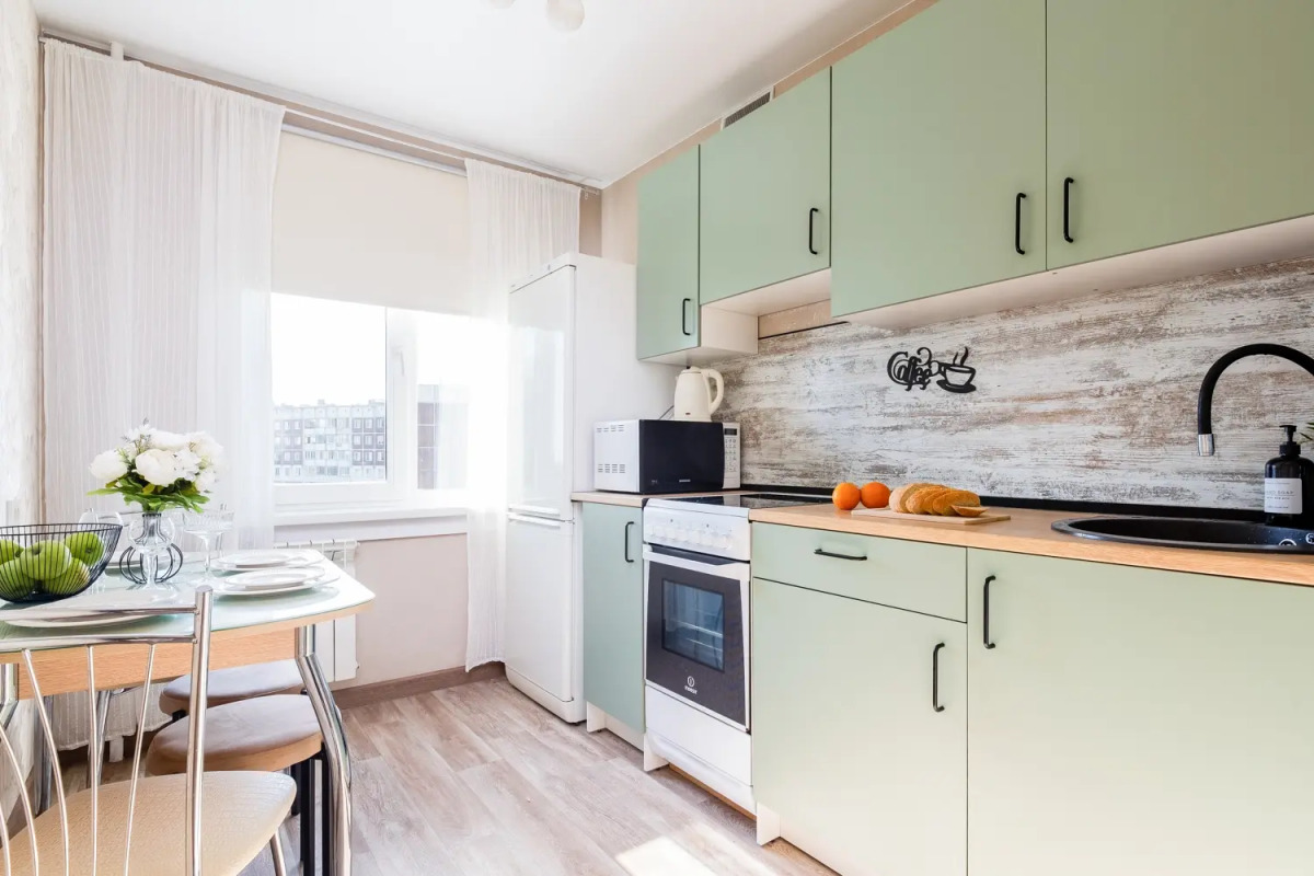 Квартира Семейная двушка у ЖД вокзала с двумя TV и кондиционером