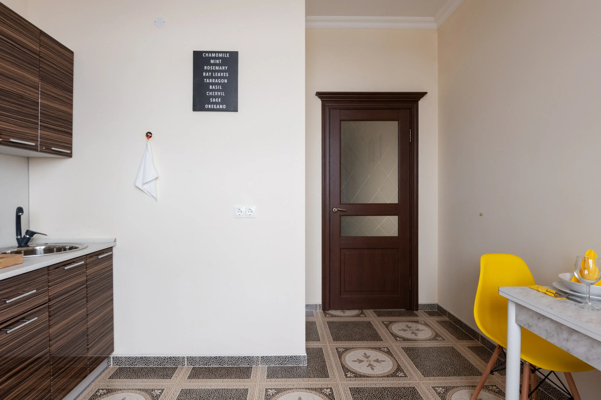 Апартаменты Романова 25