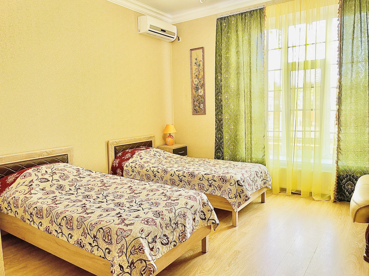 Отель Акварель