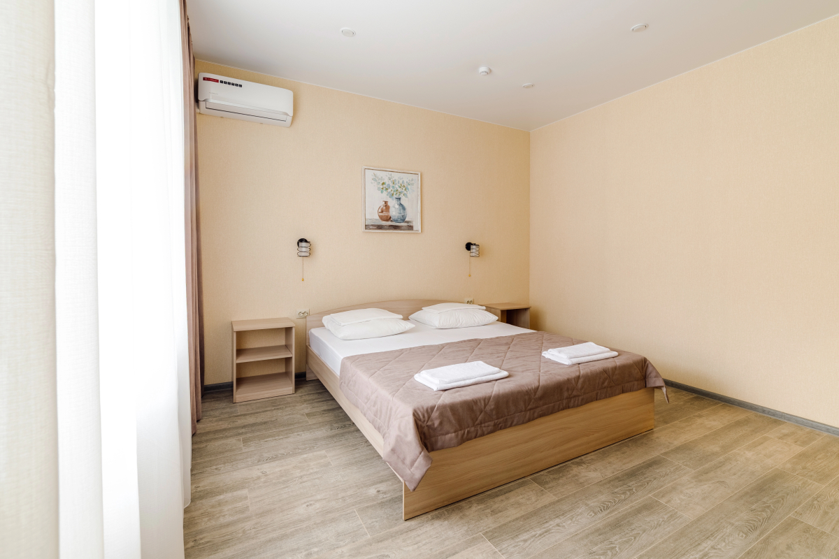 Отель Платон