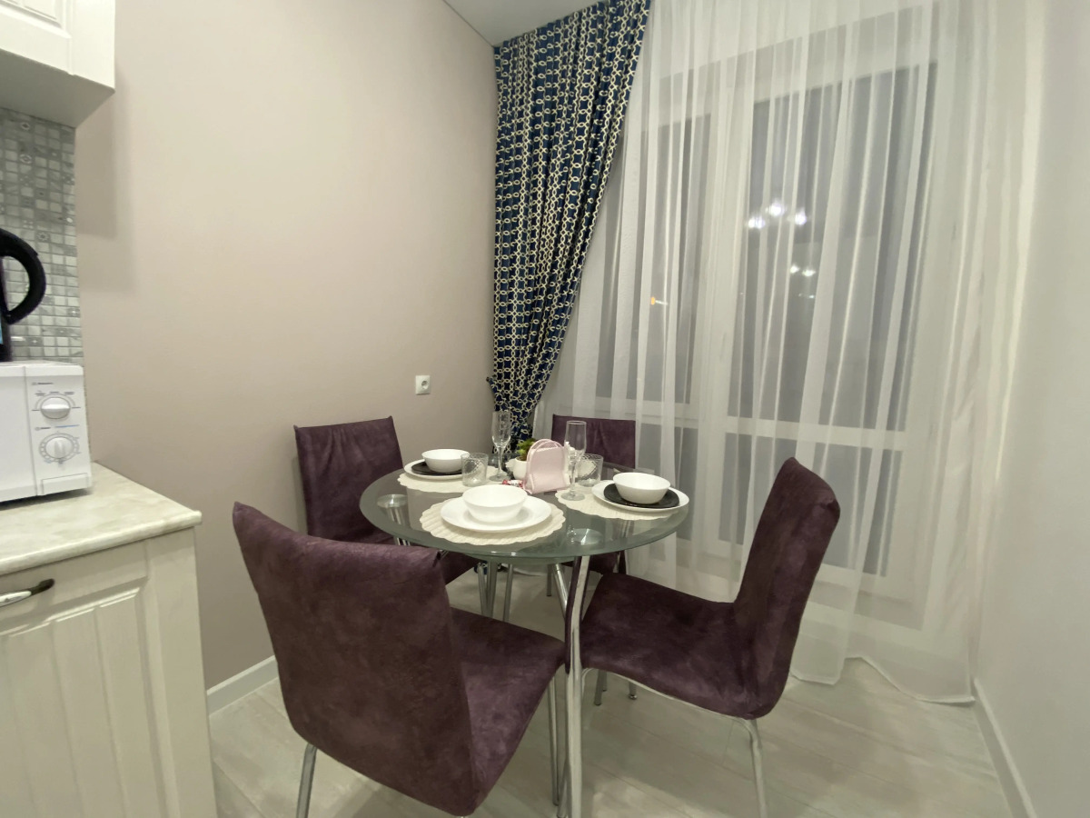 Апартаменты Коммунистческая 98/1