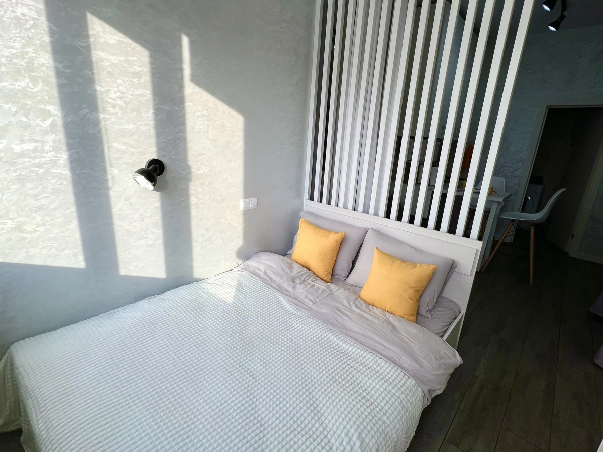 Квартира Светлая и уютная студия в центре города