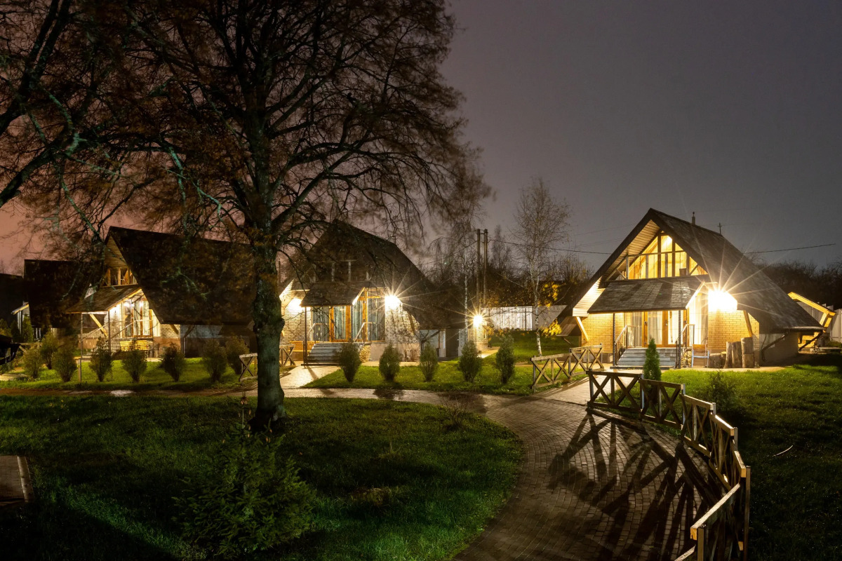 Гостевой дом Загородный Комплекс Слобода