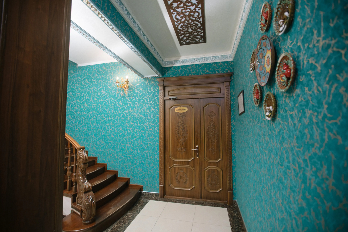 Отель DENDI PLAZA