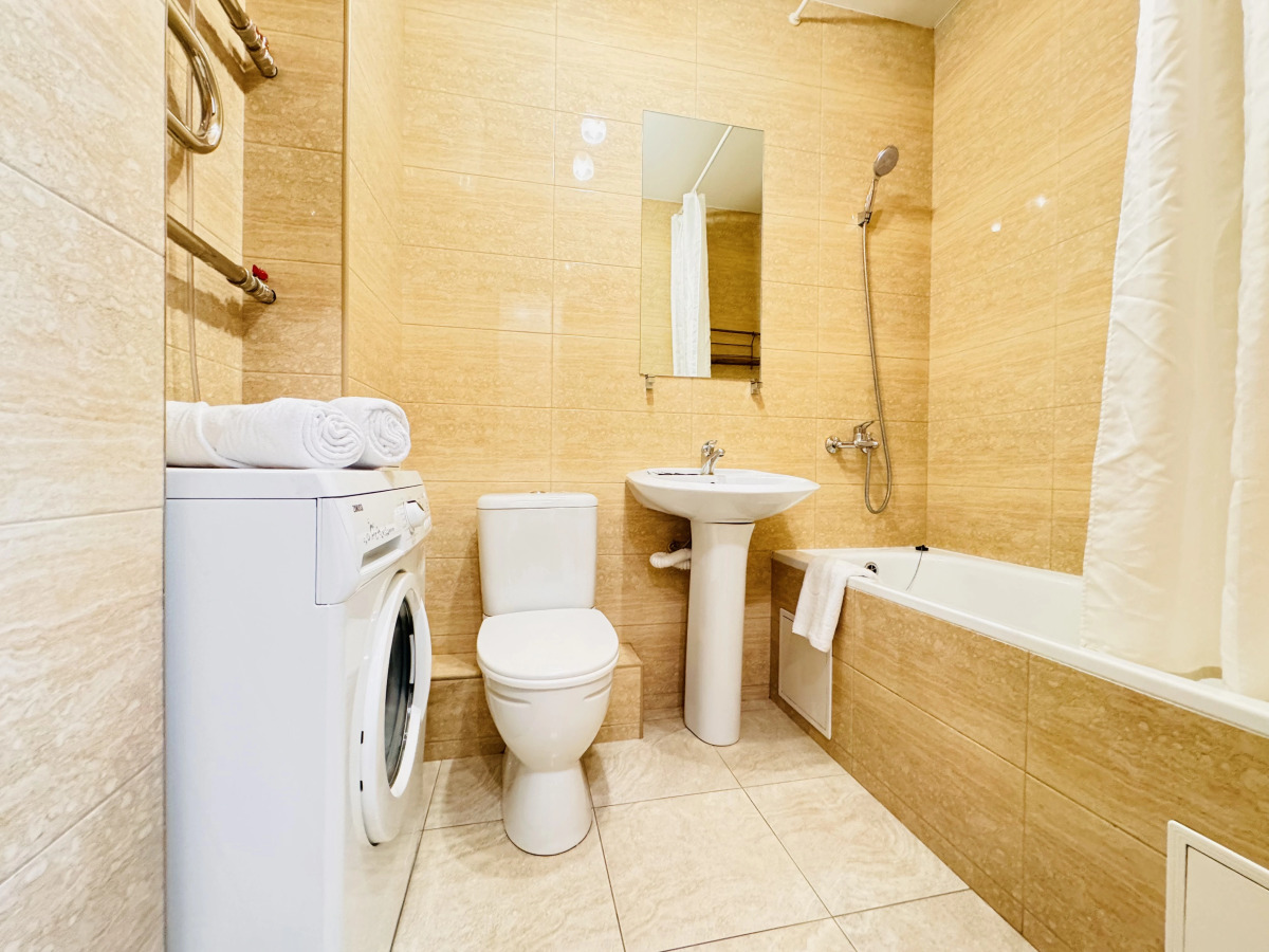 Апартаменты Hugge Place в самом центре [Объект 96]