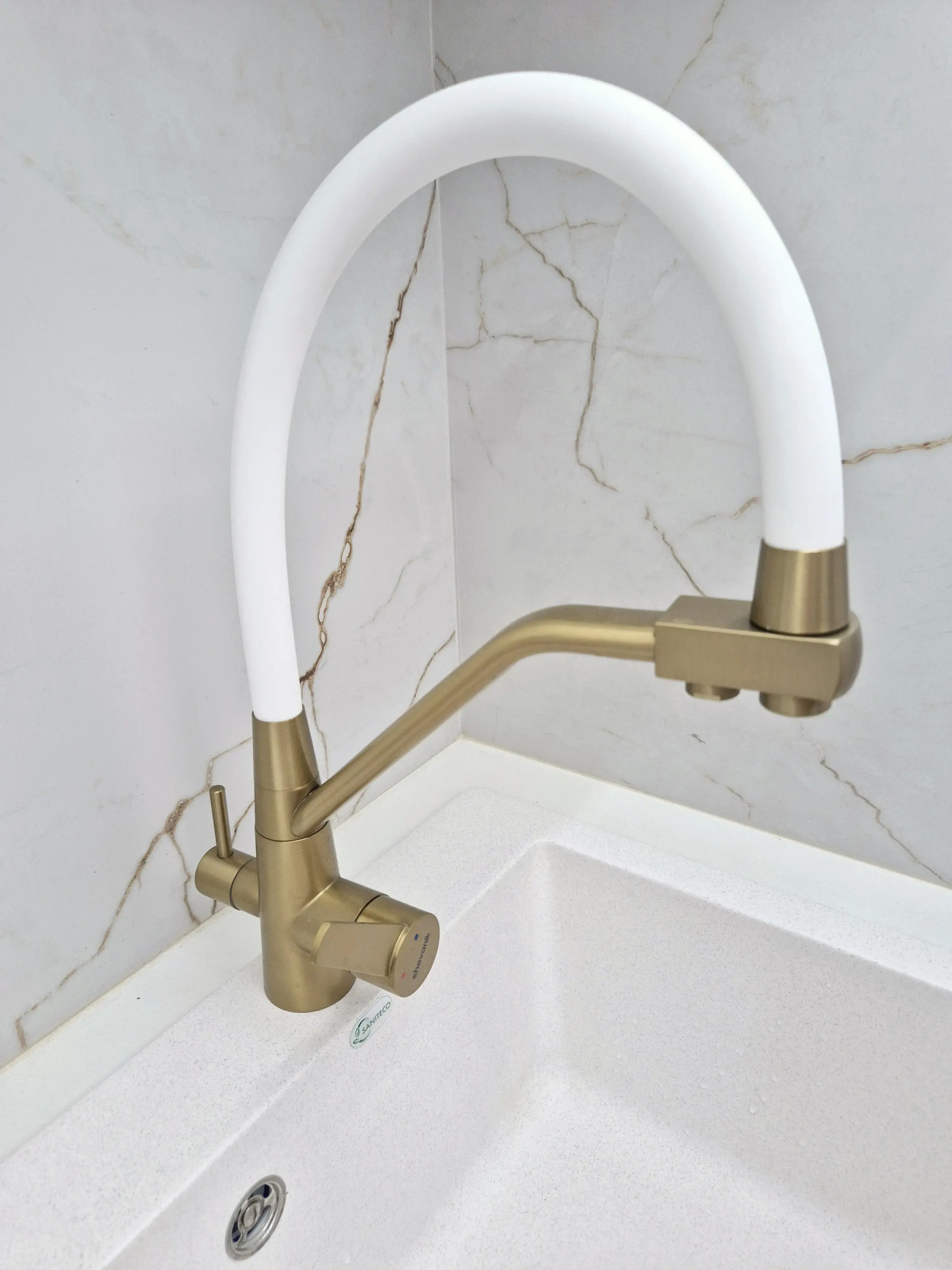 Апартаменты люкс рядом с метро, заселение 24/7