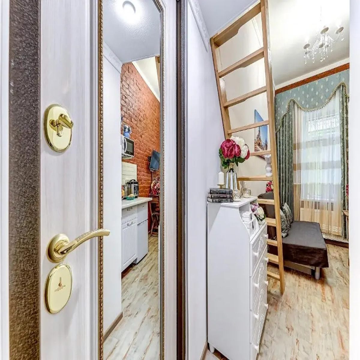 Апартаменты на набережной Обводного канала