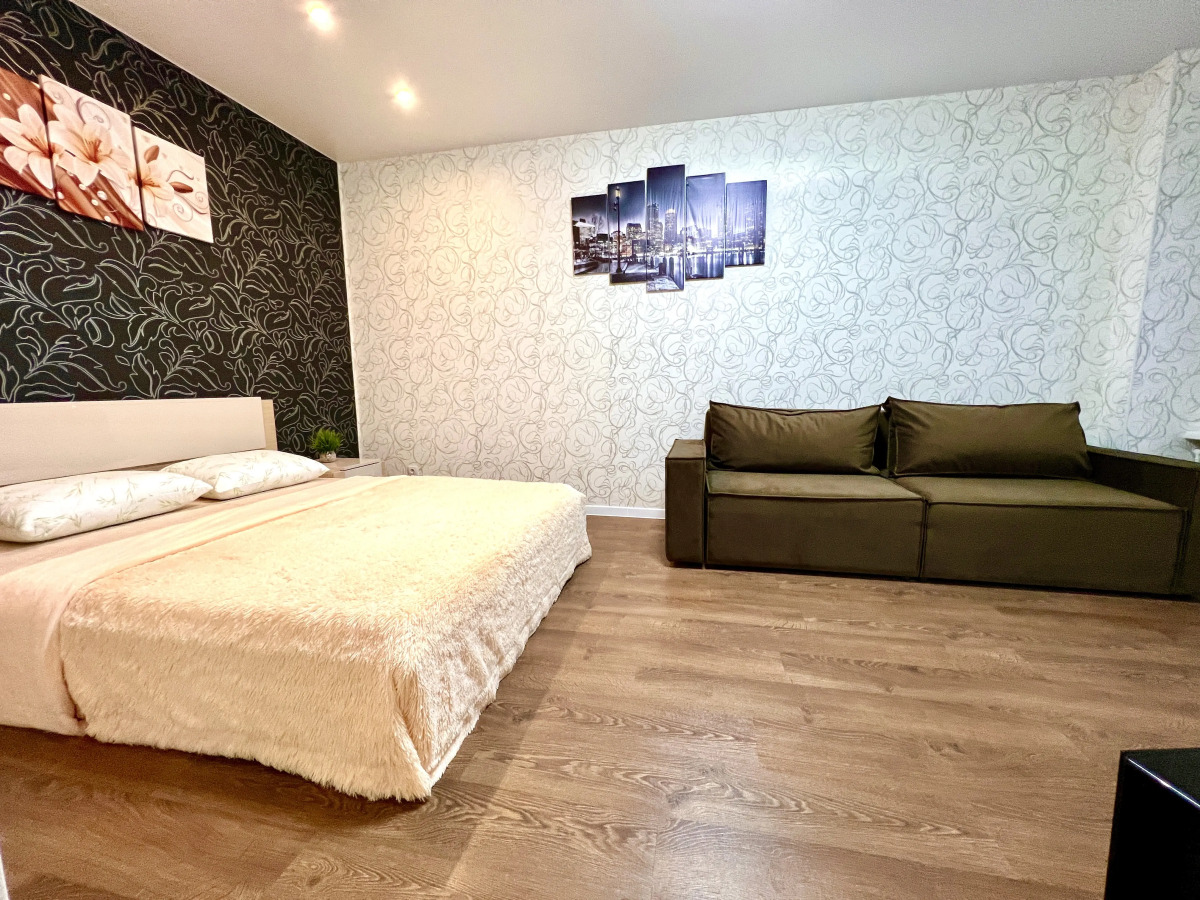 Уютные Апартаменты (рядом с ЖД вокзалом)  (ул. Никитинская 30)