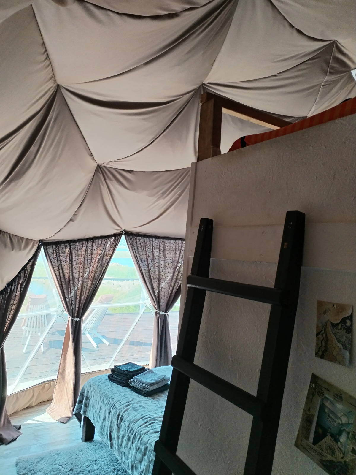 Частный дом на берегу Ладожского озера