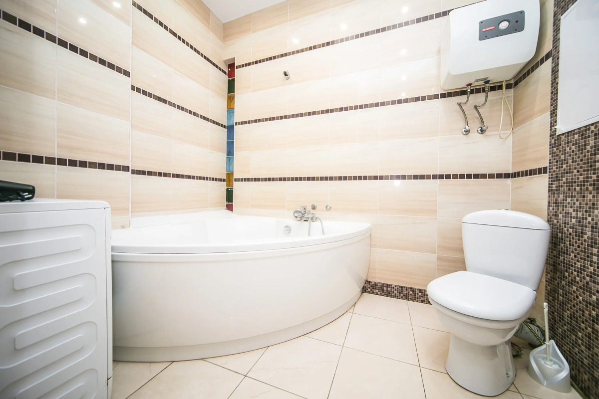 Апартаменты 3 комнатные Интернациональная 2 Центр города