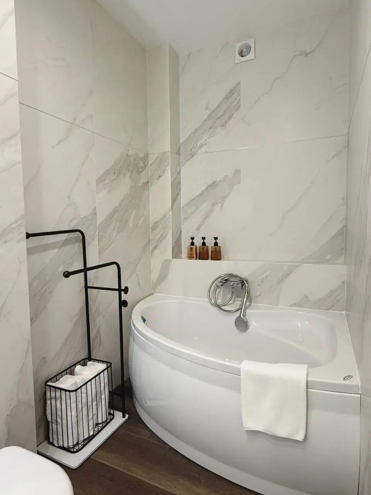 Апартаменты Четырехкомнатные в Центре Владивостока