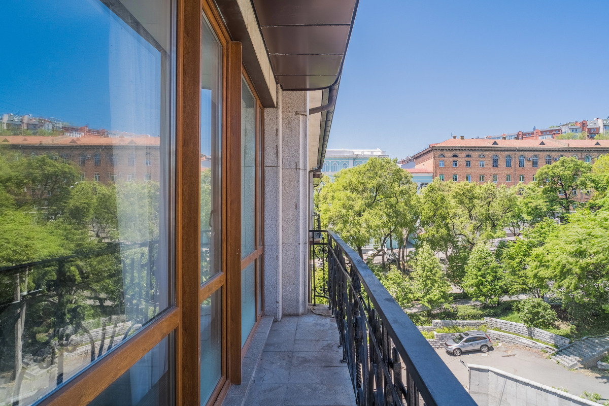 Апарт-отель Светланская 51