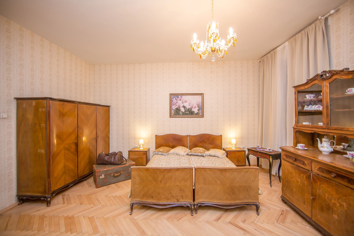 Апартаменты St. Isaak's 4 bedroom & 3 bathroom