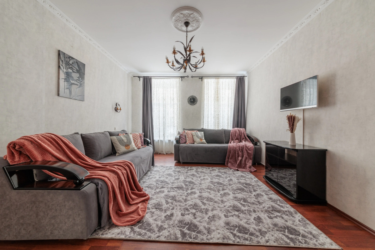 Квартира Трехкомнатная на Невском 45 DereMRents ДереМРентс