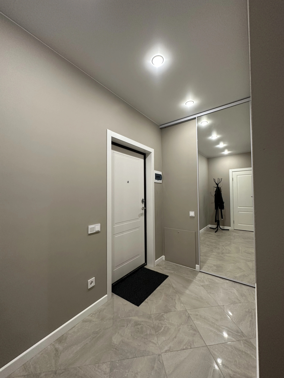 Квартира на Крайнова